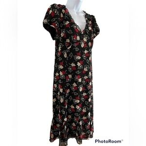 Ann Taylor LOFT 🌹Red Black Floral V Neck Flowy Ruffle Hem LBD Dress SZ 10